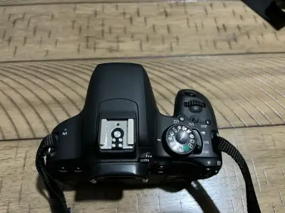 Canon T7i + 18-135mm | Ideal Fotografía y Video - miniatura 3