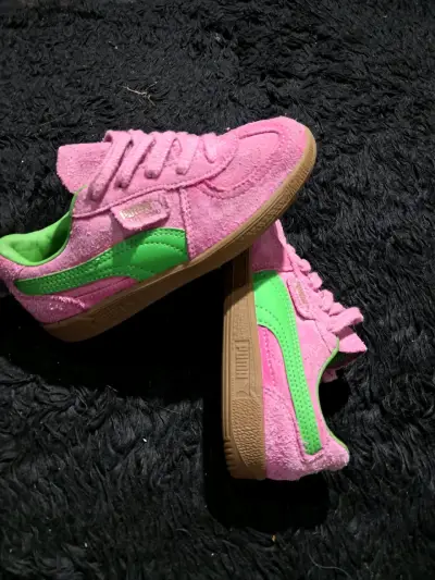 Zapatillas rosas de niña Marca puma Talla 31 - miniatura 2