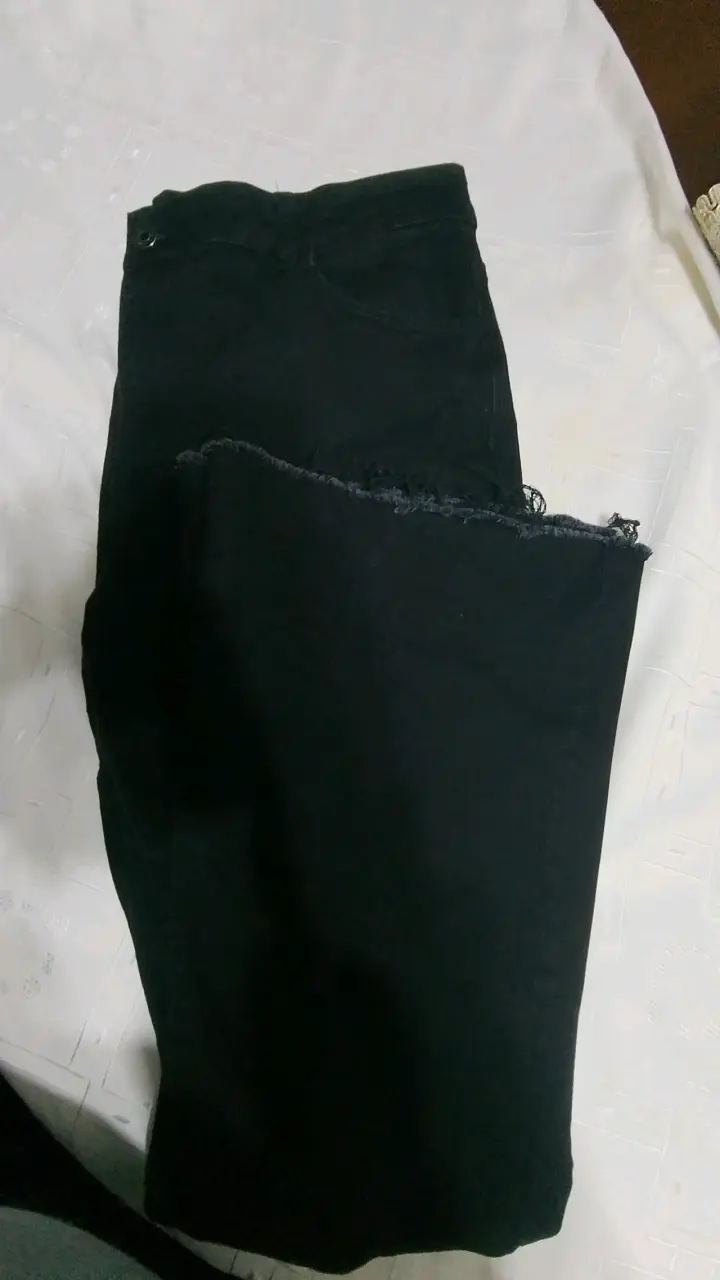 Jeans negros desgastados - 2