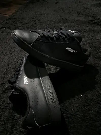 Zapatillas negras Puma - miniatura 2