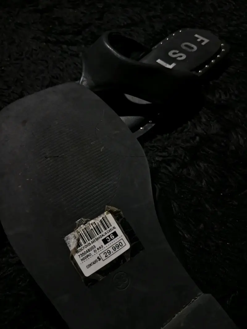 Sandalias negras con tachas Foster - 3
