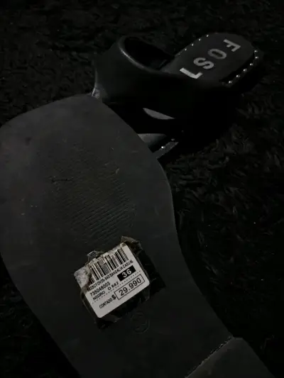 Sandalias negras con tachas Foster - miniatura 3