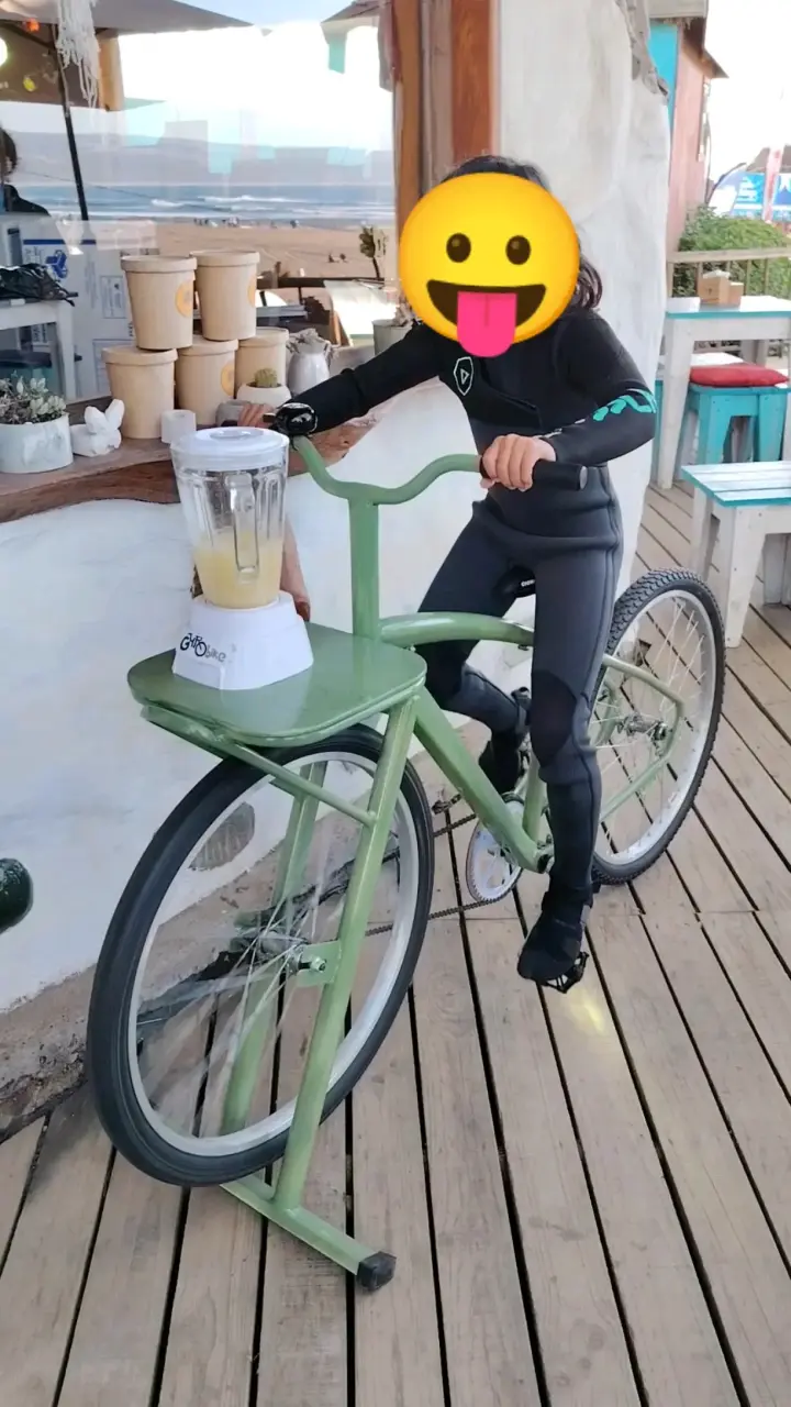 Bicicleta licuadora verde - 1