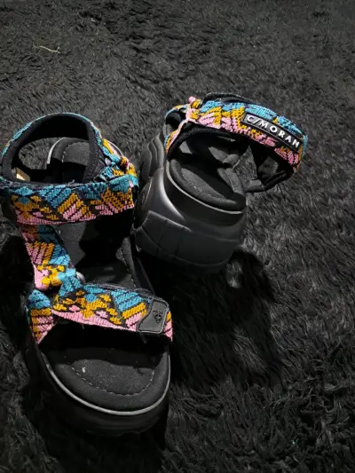 Sandalias semi nuevas de mujer Marca c/moran - miniatura 3