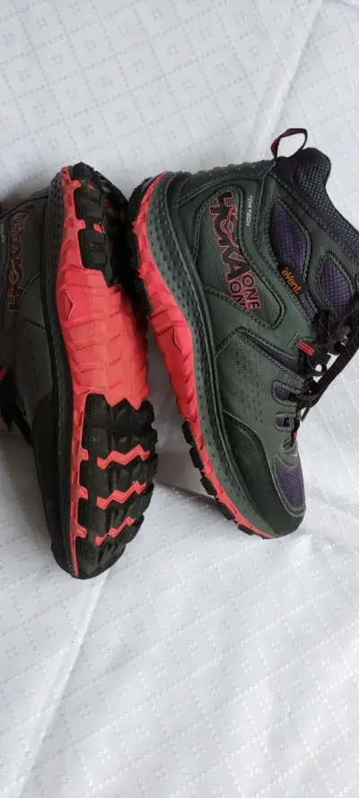 Botas trekking gris y rojo - miniatura 6