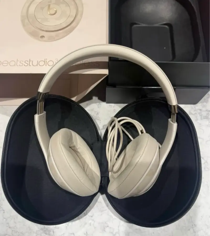 Audífonos Beats Studio3 Wireless Camo - 5