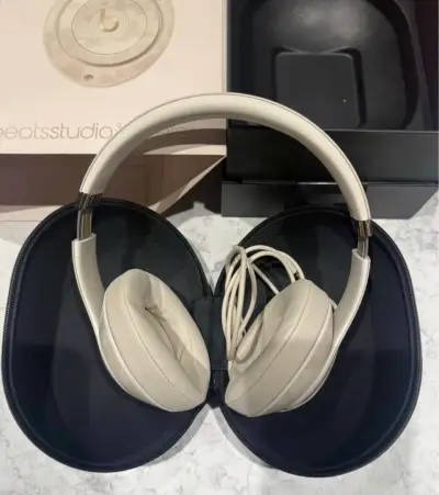 Audífonos Beats Studio3 Wireless Camo - miniatura 5