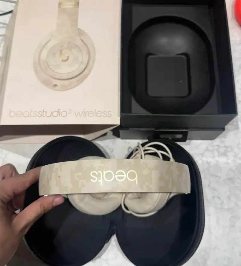 Audífonos Beats Studio3 Wireless Camo - 6
