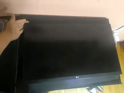 Monitor LG 24 pulgadas 27GL650F-B - miniatura 3