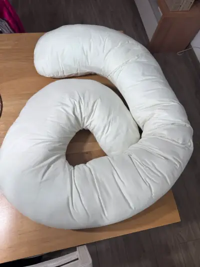 Almohada ergonómica para embarazadas - miniatura 1