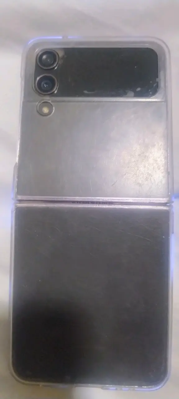 Samsung z flip 4 5g - 2