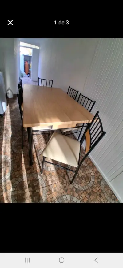 Mesa comedor con sillas negras - miniatura 1