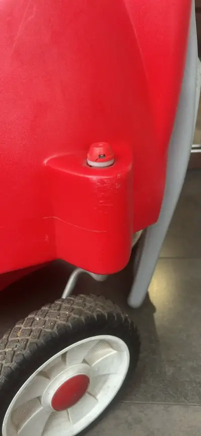 Carro de juguete rojo arrastre - miniatura 6