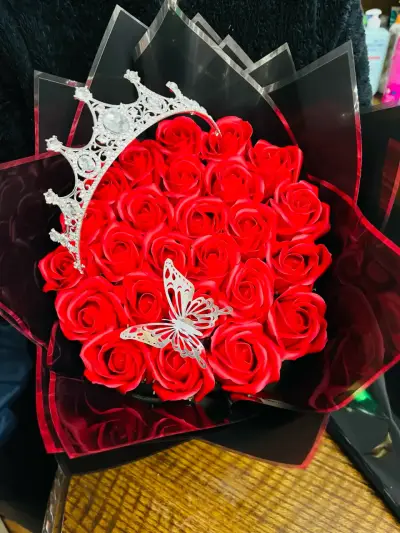Ramo de rosas de jabón - miniatura 2