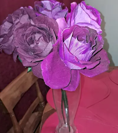 Florero más flores  artificiales decorativas - miniatura 2