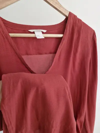 Blusa H&M talla 36 - miniatura 3