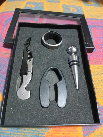 Set de accesorios para vino - miniatura 1