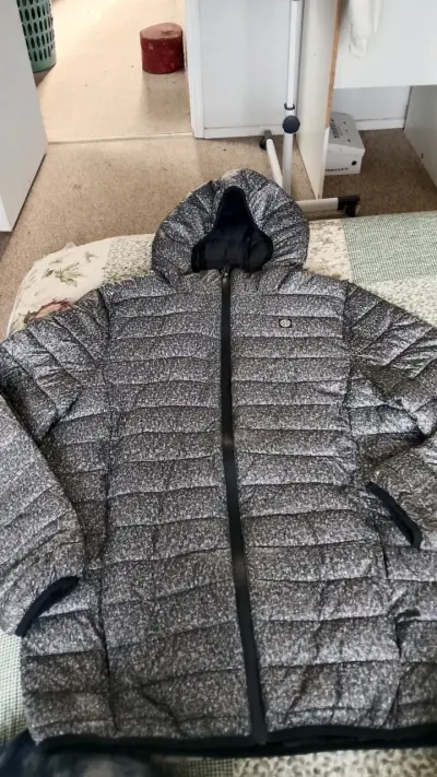 Casaca Maui talla 16 - miniatura 1