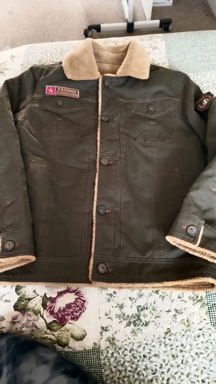 Chaqueta verde con forro de sherpa - 2