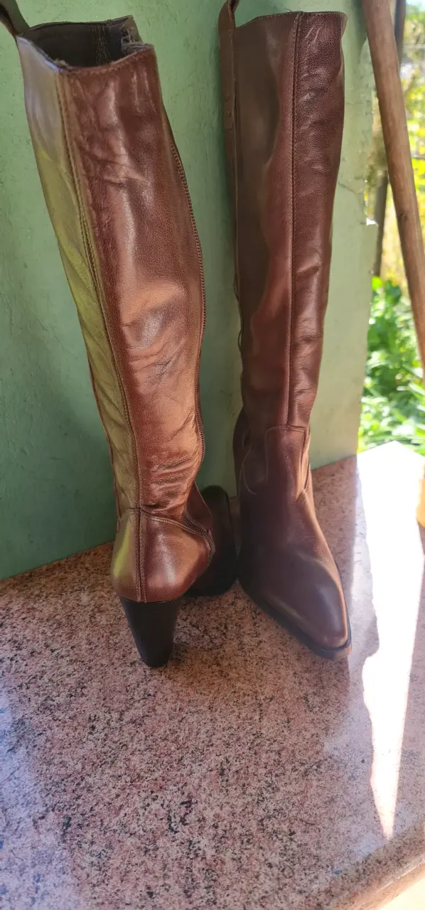 Botas negras de cuero elegantes - 3