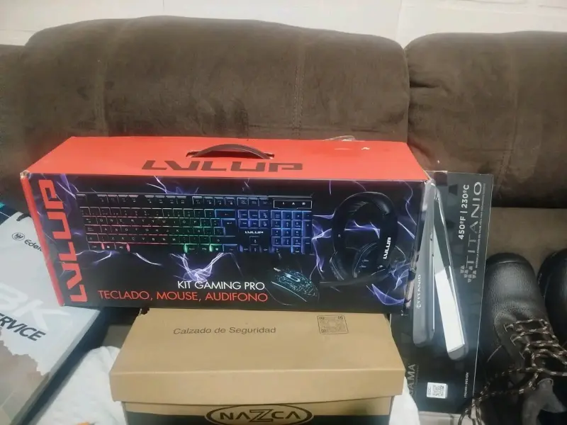 Kit Gaming Pro LVLUP RGB
