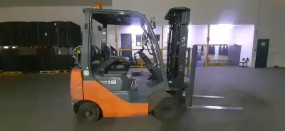 Servicio técnico para grúas horquilla - miniatura 3