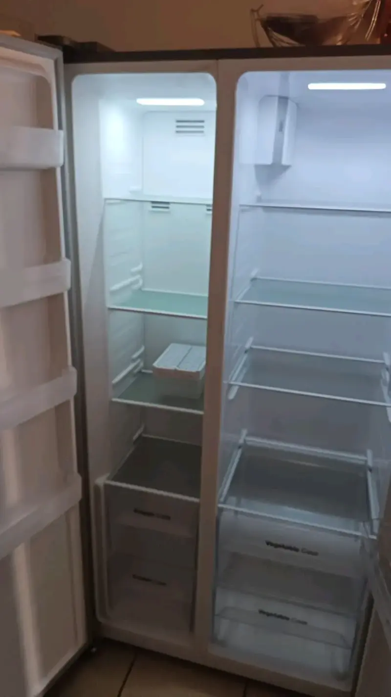 Refrigerador Side by Side Inox - 2