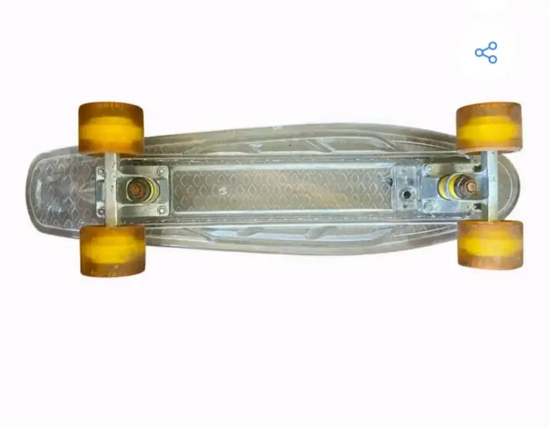 Patineta de plástico transparente - 2
