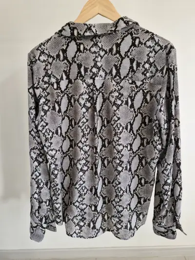 Blusa New Look talla M - miniatura 2