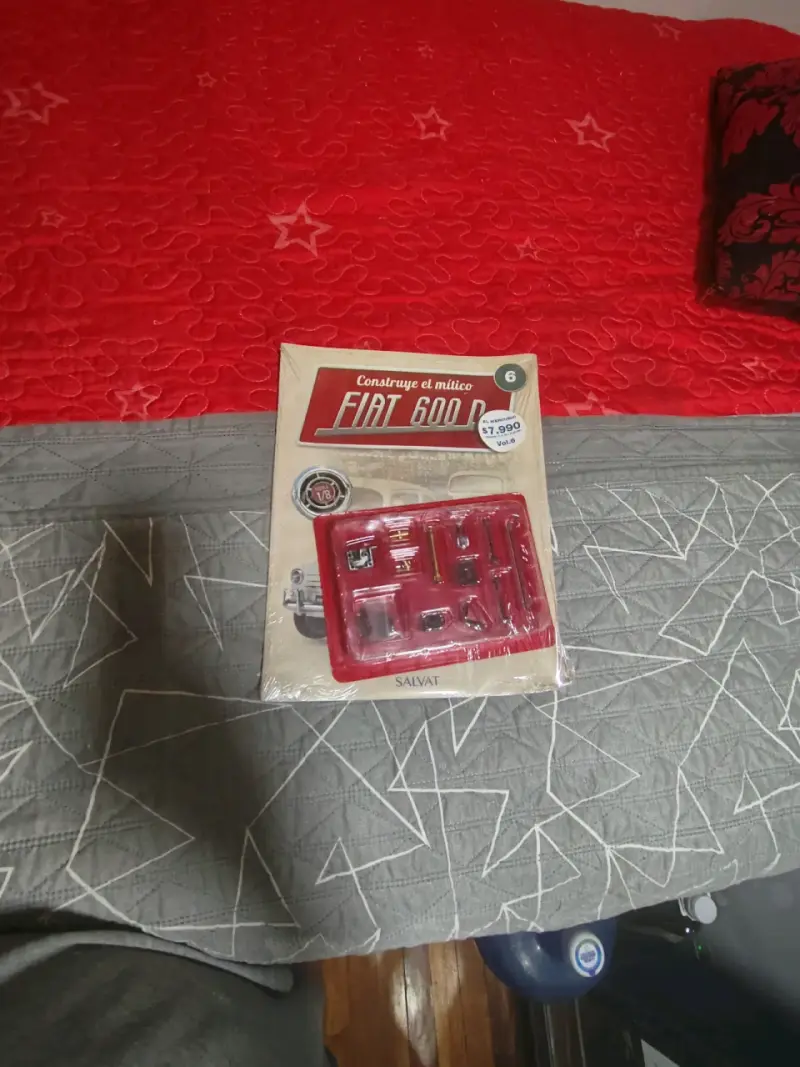 Maqueta Fiat 600D escala 1/8 - 6