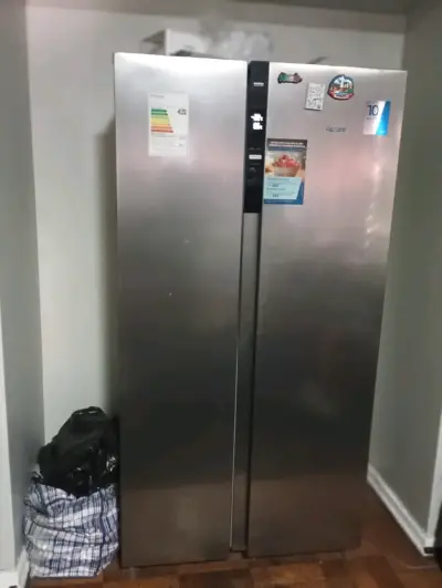 Refrigerador side by side plateado - miniatura 1