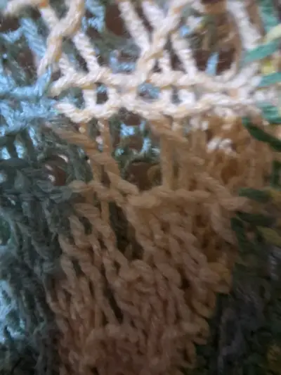 Poncho tejido multicolor - miniatura 3