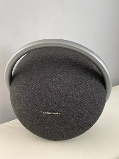 Parlante Harman Kardon 7 negro - miniatura 1