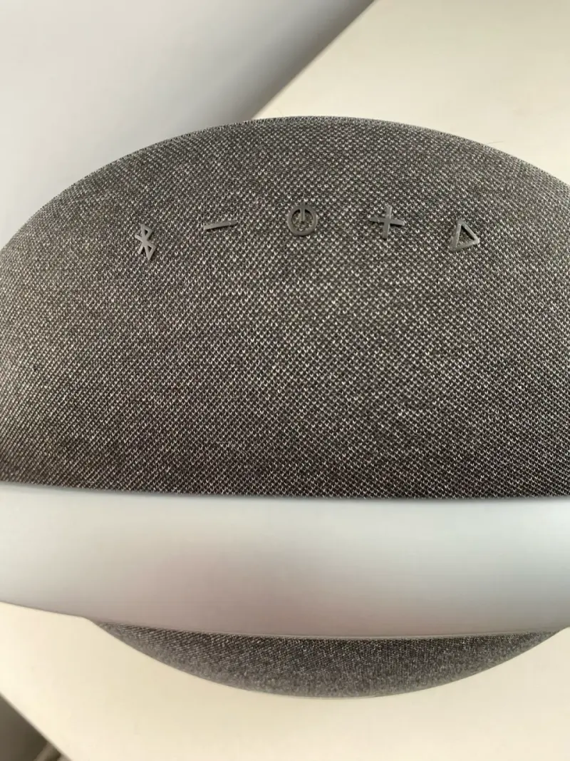 Parlante Harman Kardon 7 negro - 5