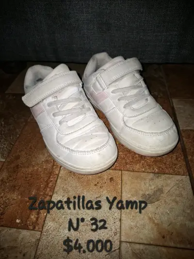 Zapatillas blancas Yamp talla 32 - miniatura 1