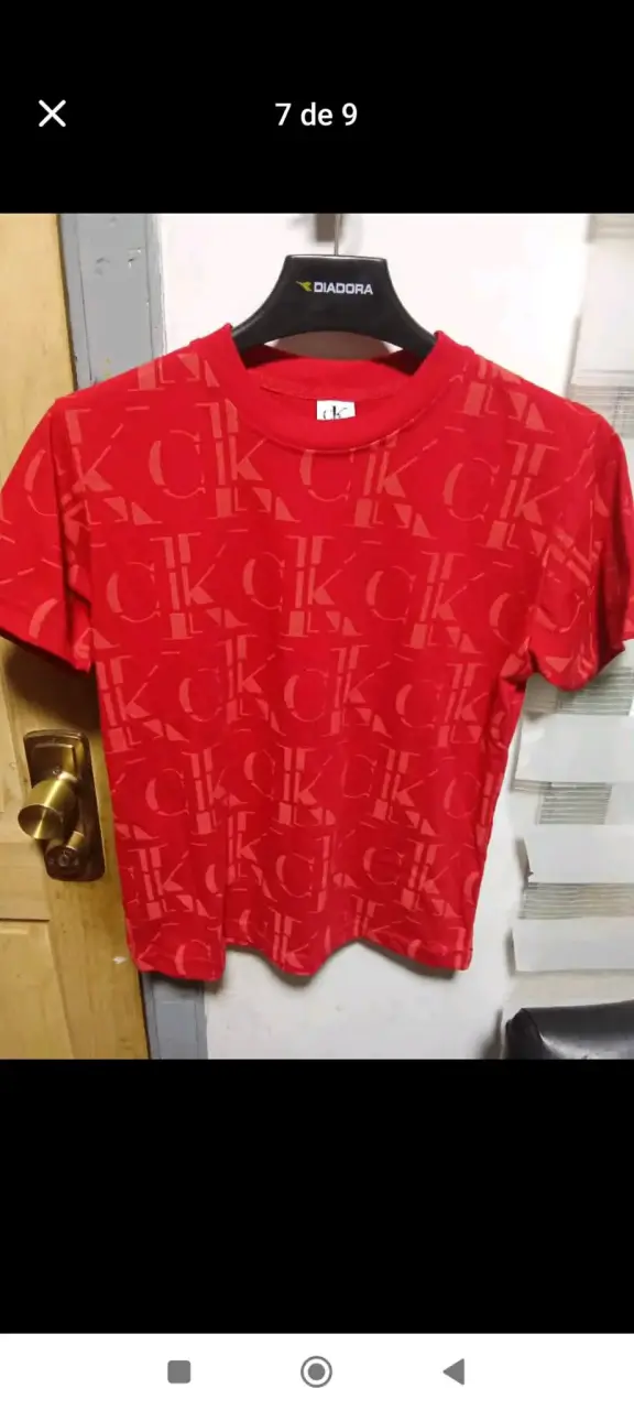 Polera bicolor EA7 roja y negra - 3