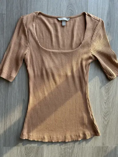Polera beige de canalé - miniatura 1