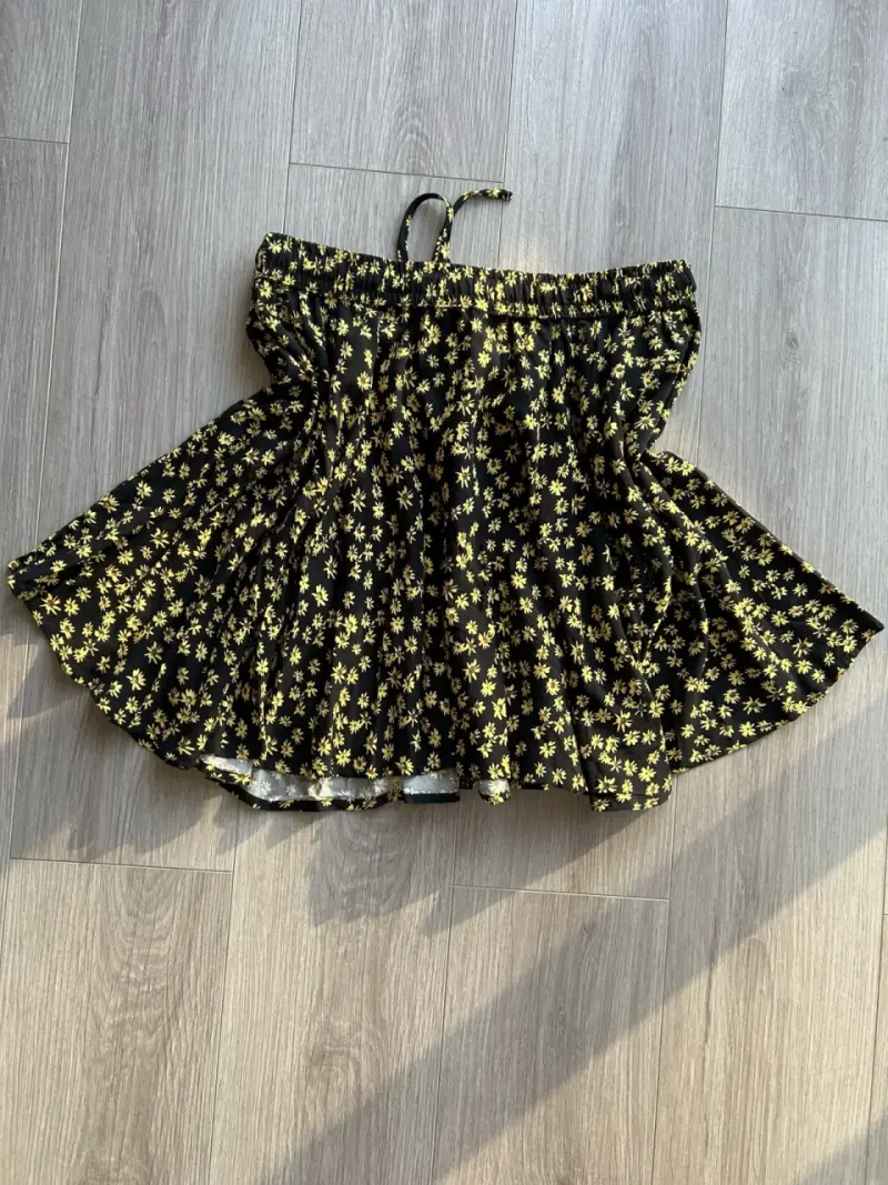 Falda floreada negra y amarilla - 3