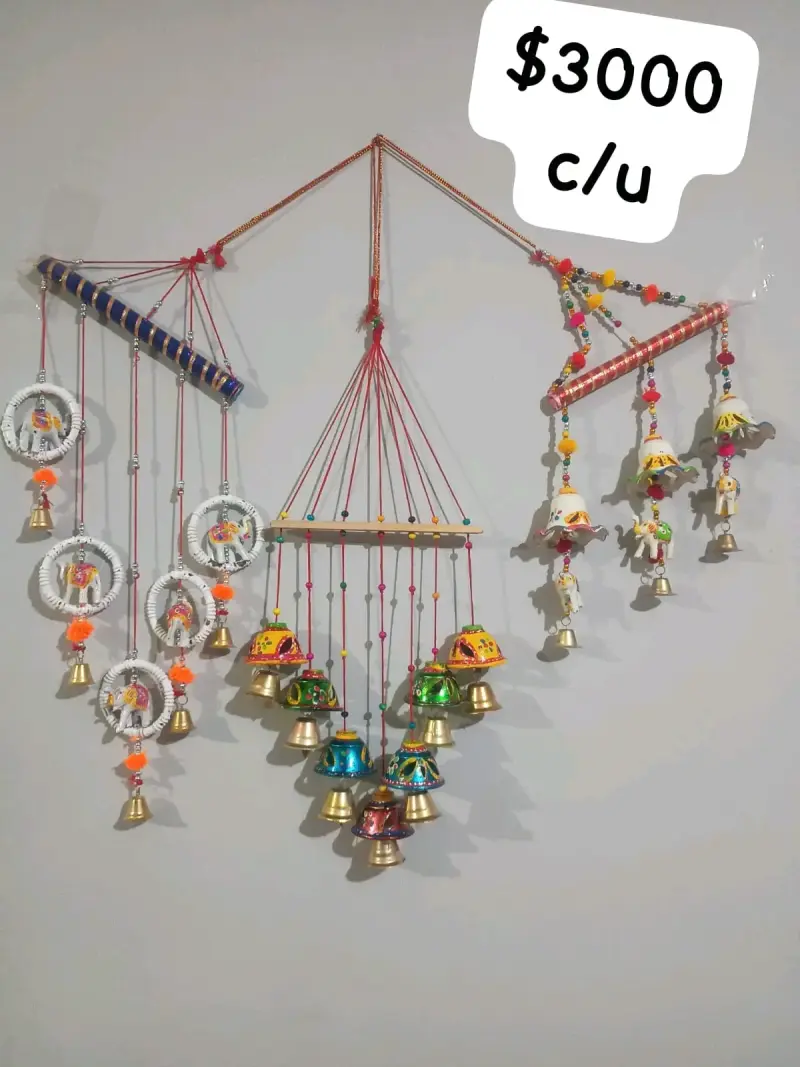 Decoración colgante con campanas