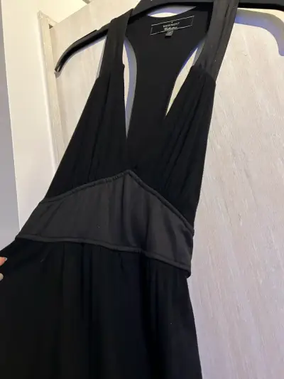 Vestido negro Basement - miniatura 3