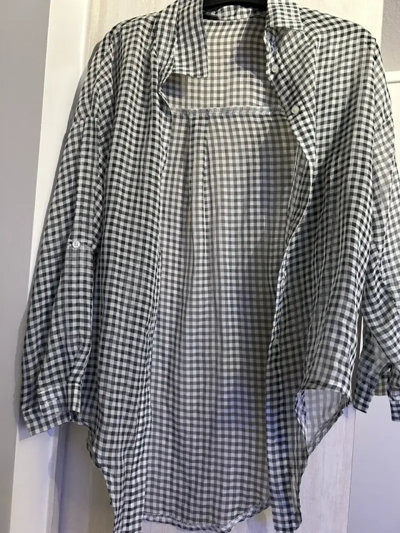 Camisa a cuadros blanco y negro - 1