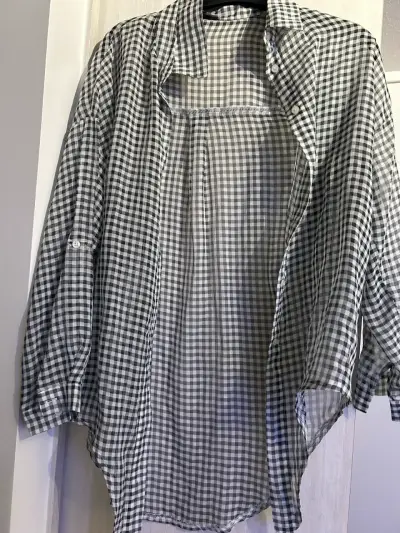 Camisa a cuadros blanco y negro - miniatura 1