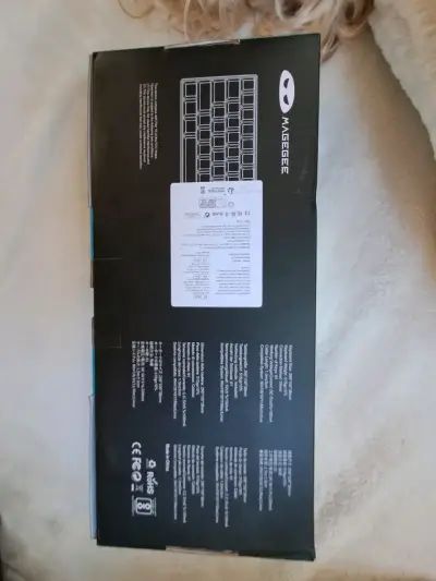 Teclado mecánico MageGee blanco - miniatura 4
