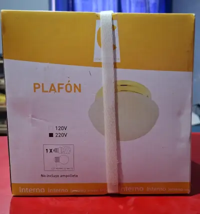 Plafón de techo blanco - miniatura 1