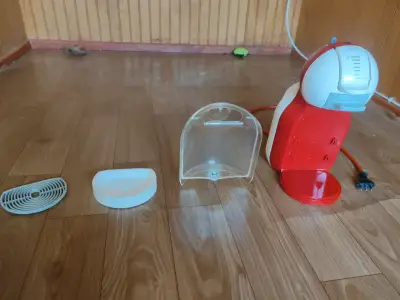 Cafetera de cápsulas Nescafe Dolce Gusto - miniatura 3