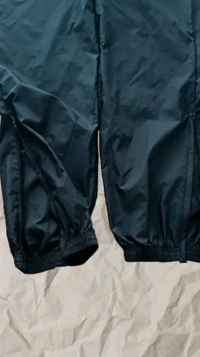 Pantalones deportivos Adidas - miniatura 3