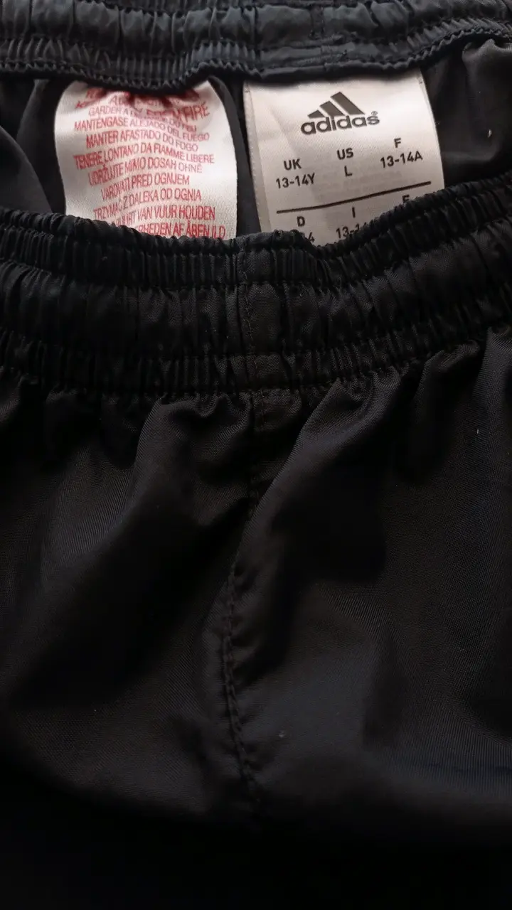 Pantalones deportivos Adidas - 4