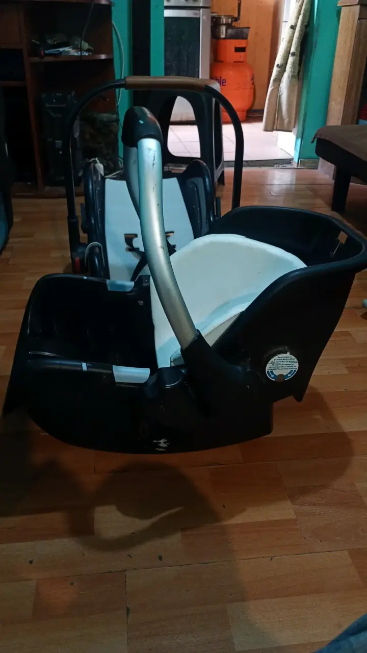 Silla de auto para bebé negra - 3