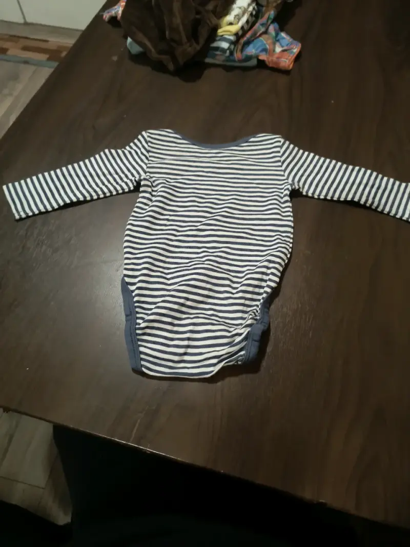 Body de bebé a rayas - 2