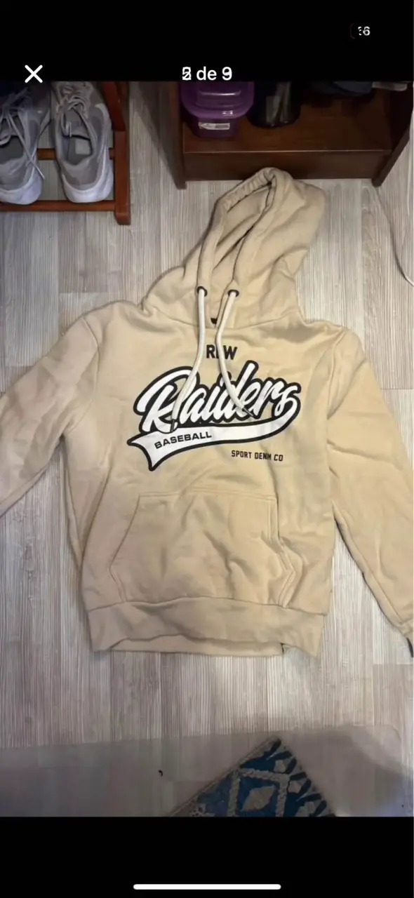 Polerón beige con capucha - 1
